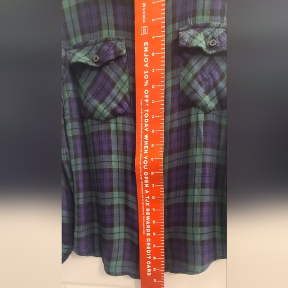 Francesca's Collections Royal Blue and Green Plaid Button Down Shirt - Picture 5 of 6